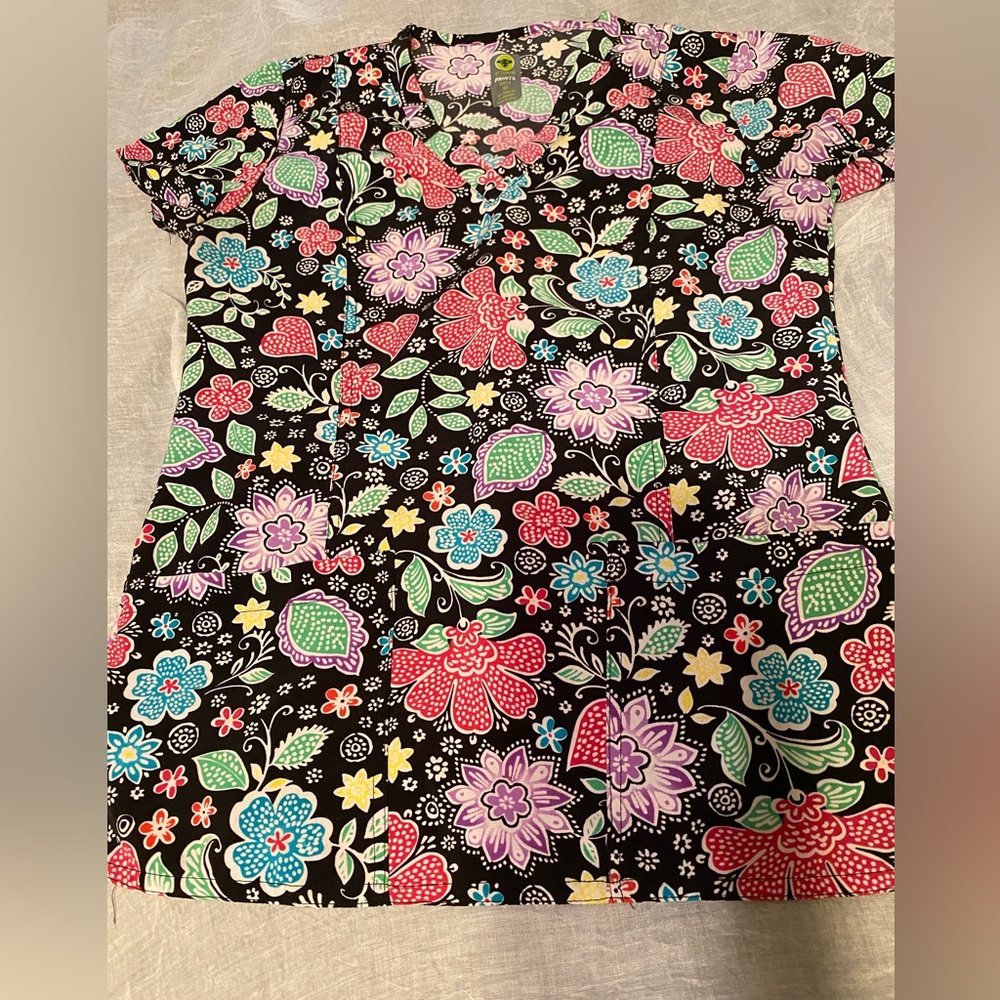 Colorful printed scrub top